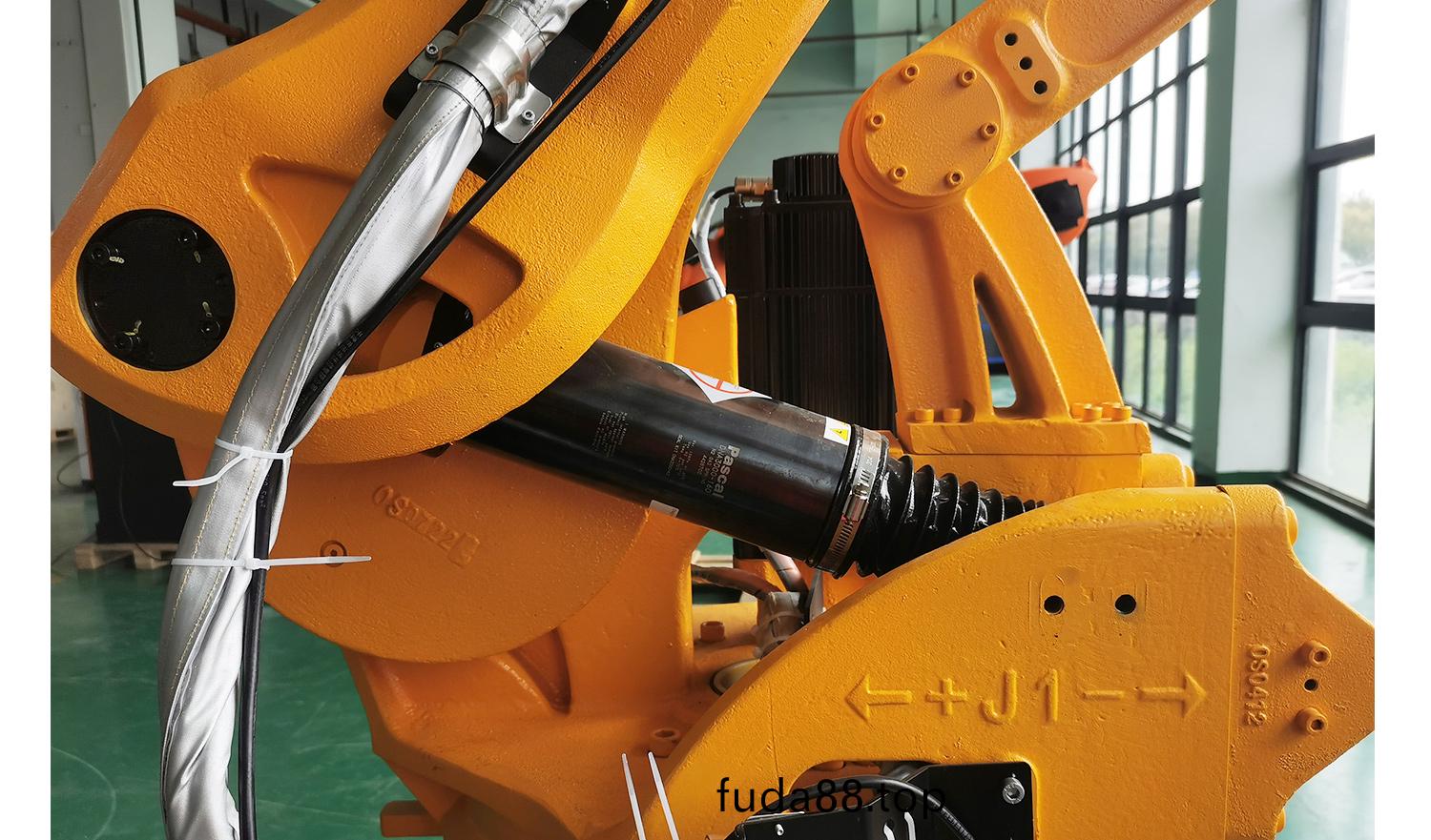 機(ji)器人裝箱(xiang)機